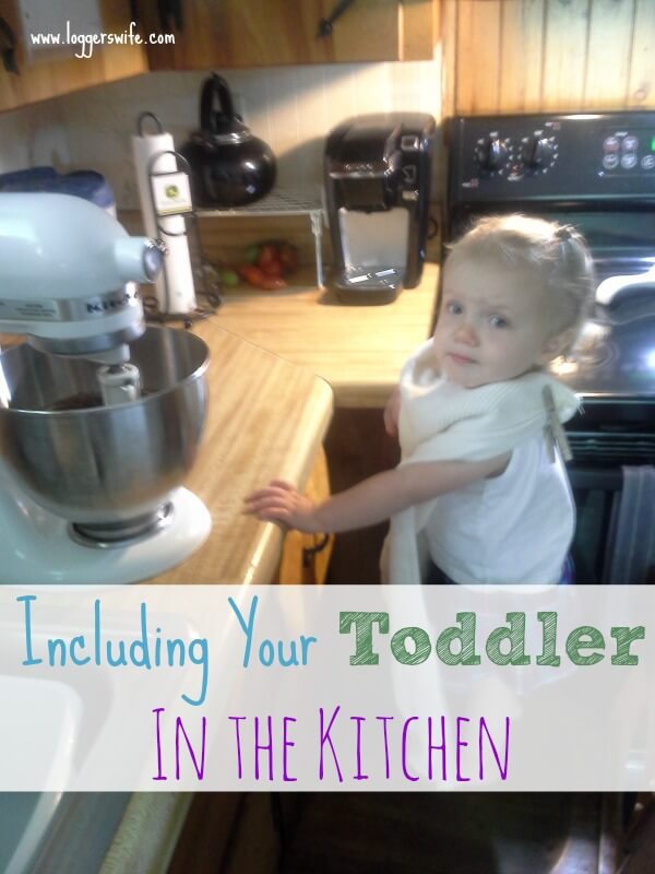 including-your-toddler-in-the-kitchen